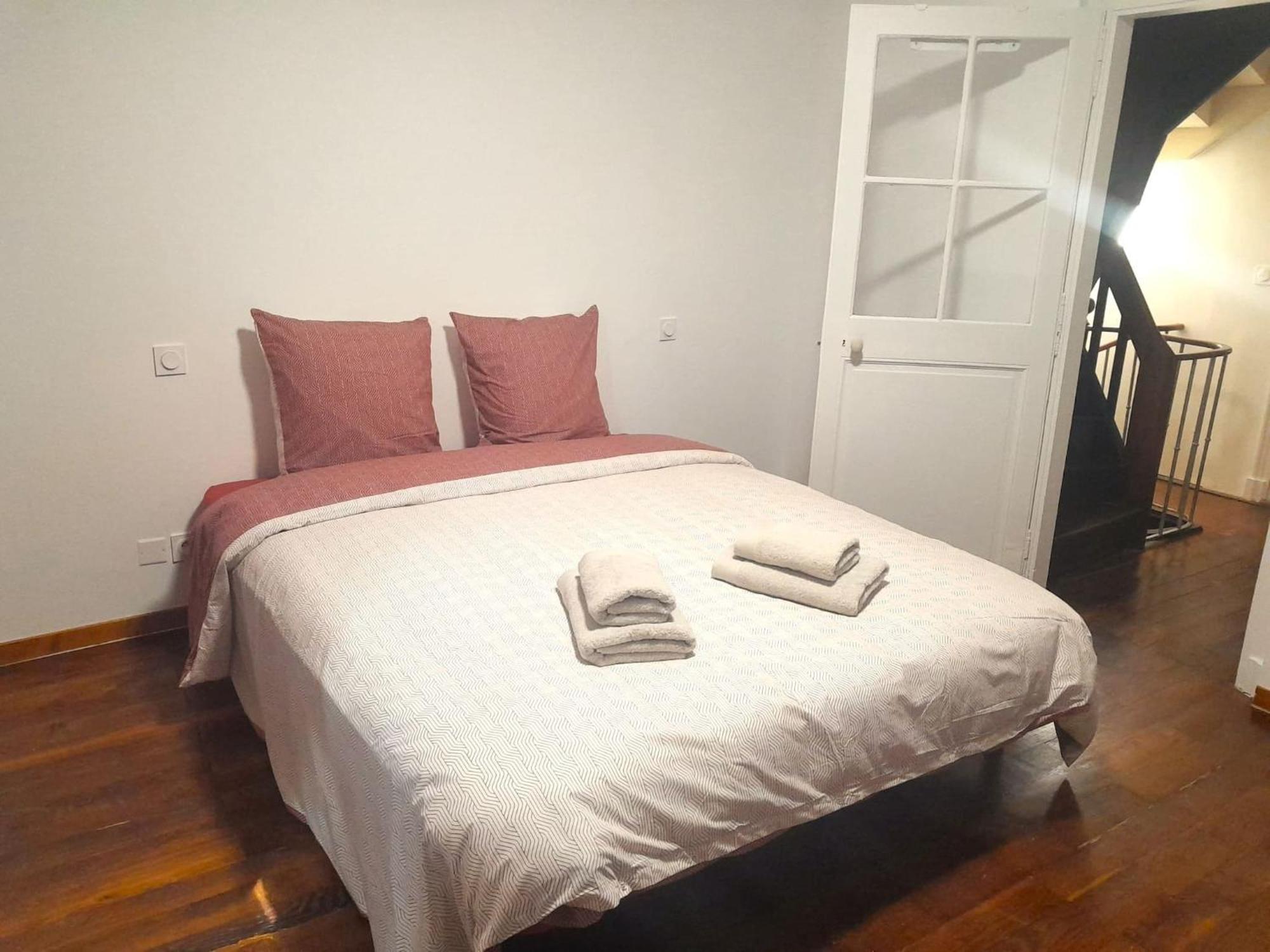 Belle Maison 8 Pers Vatan Centre Dış mekan fotoğraf